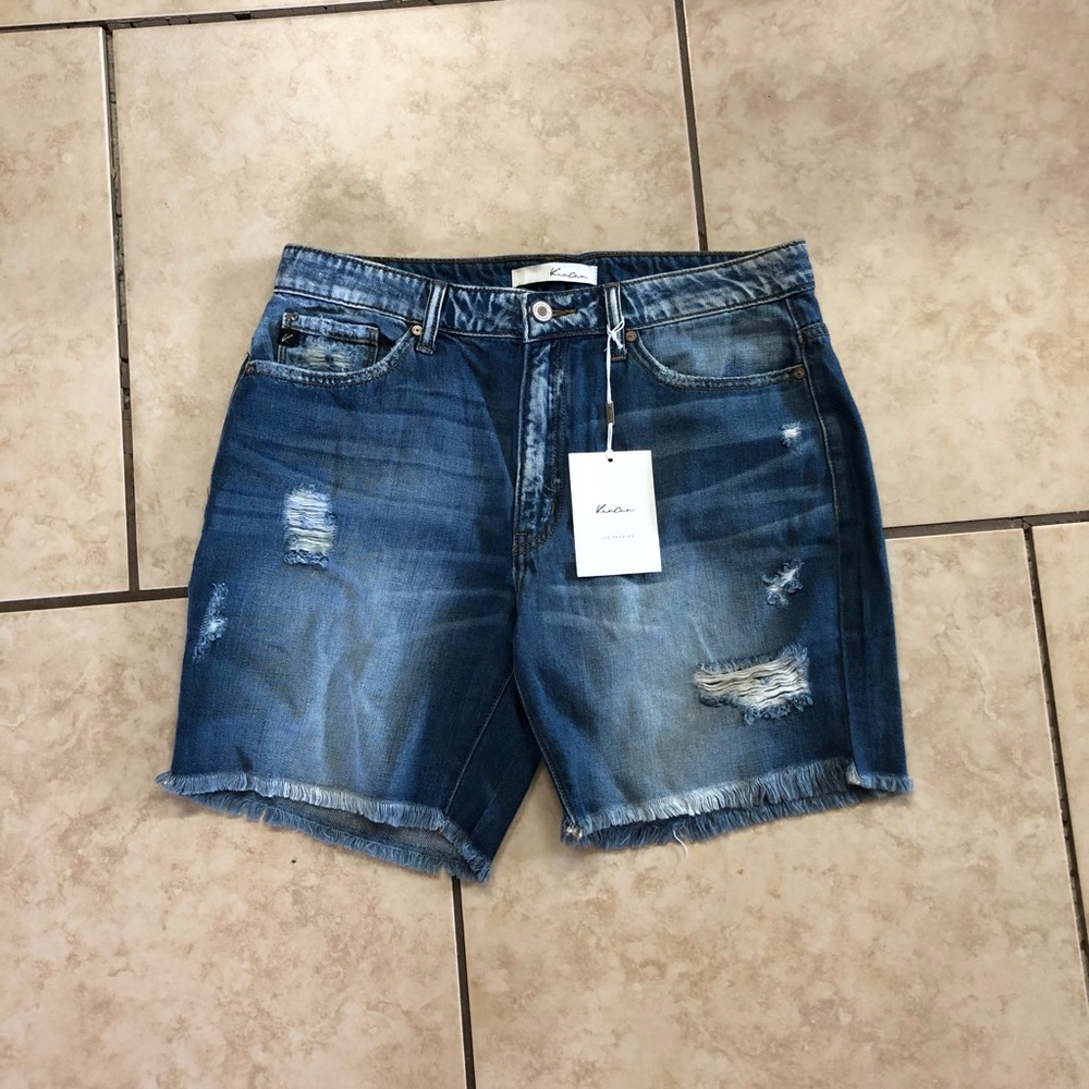 KanCan distressed jean shorts New With Tags